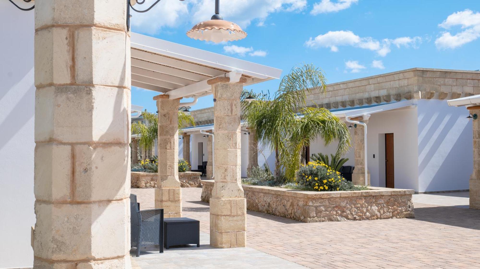 Borgo Specchia Natural Resort Экстерьер фото